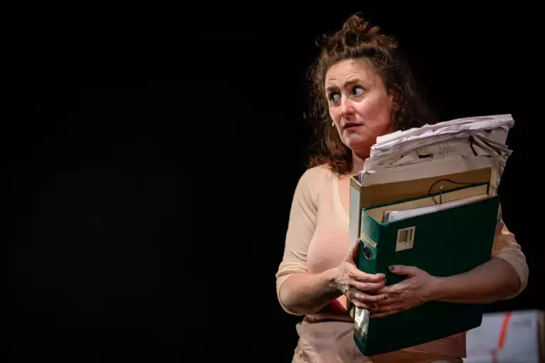 Arme-tante-Danni_Karolina-Maruszak.photo_HR-63 Arme-tante-Danni_Karolina-Maruszak.photo_HR-63